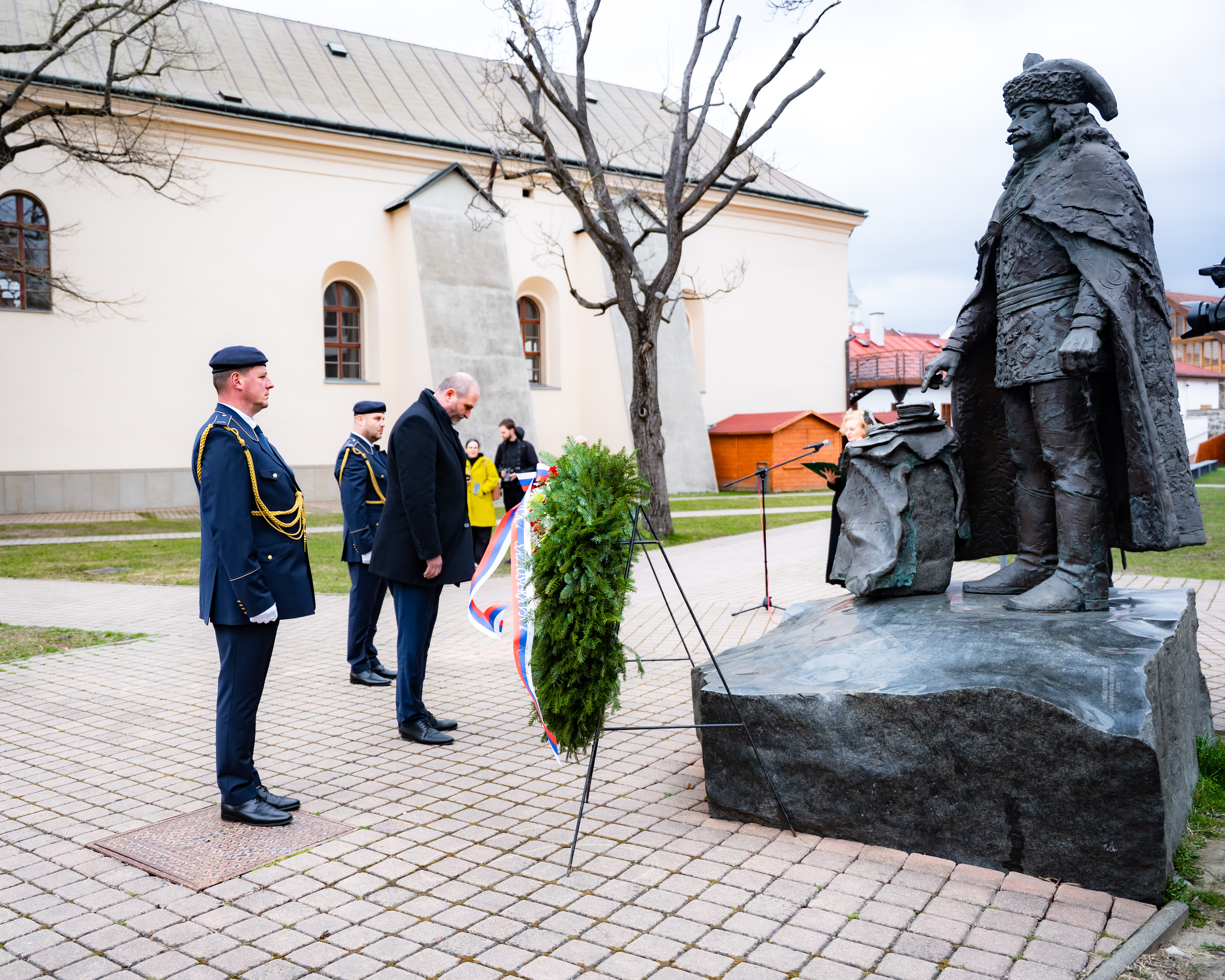 Slavnostne kladenie vencov pri soche Frantiska III. Rakocziho-1-11